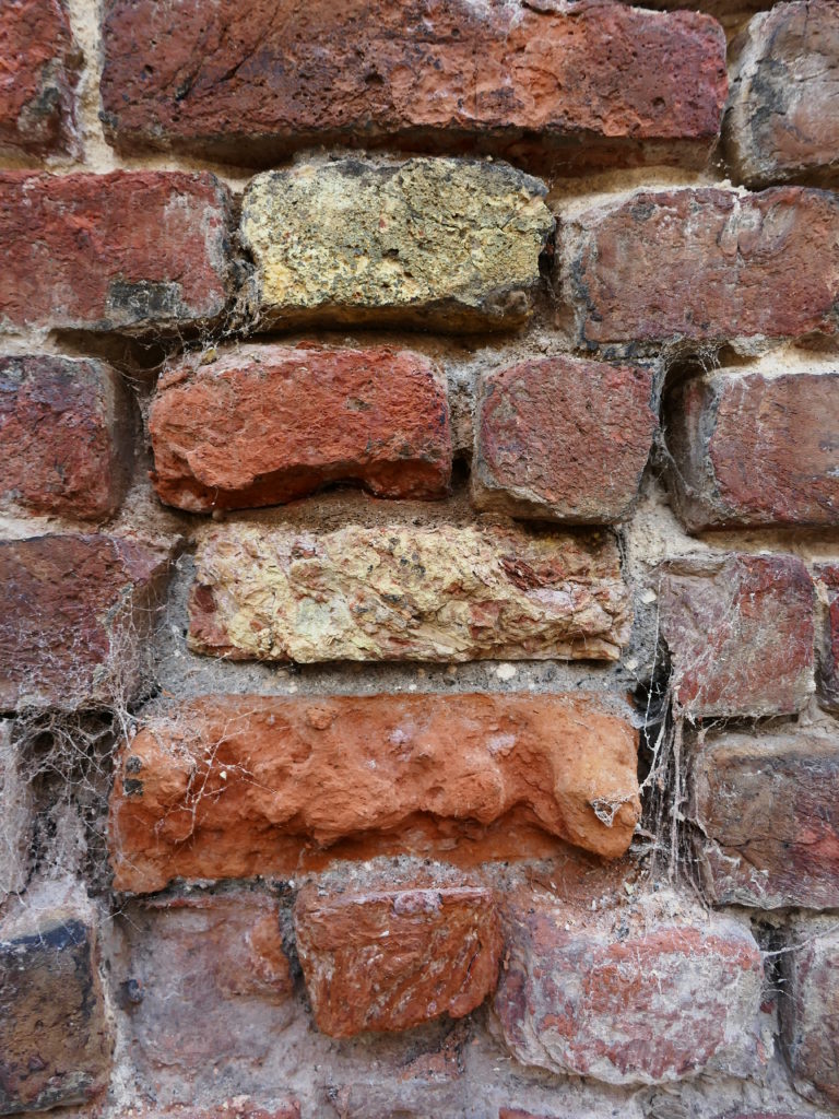 Varies bricks