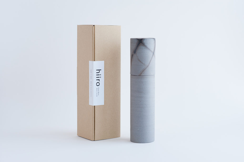 hiiro_carafe_and_box