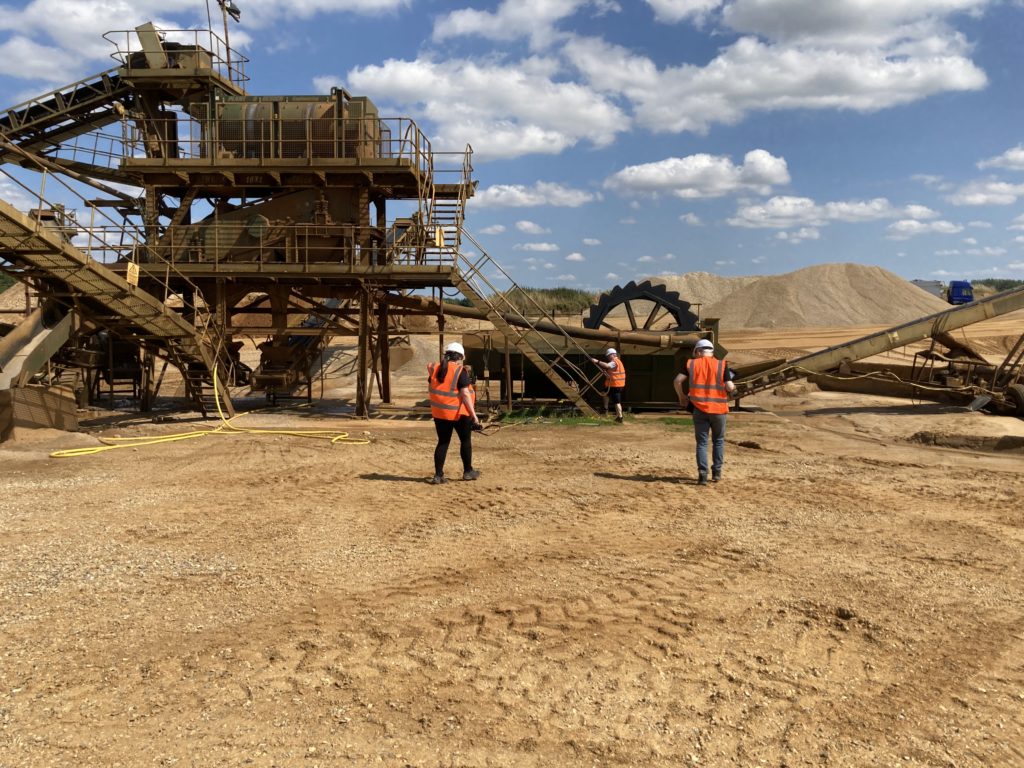 Quarry machinery