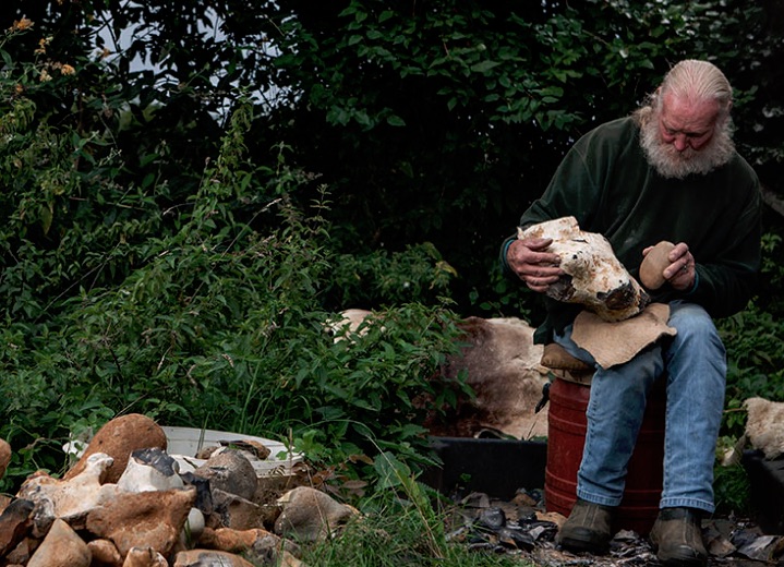 John Lord flintknapping